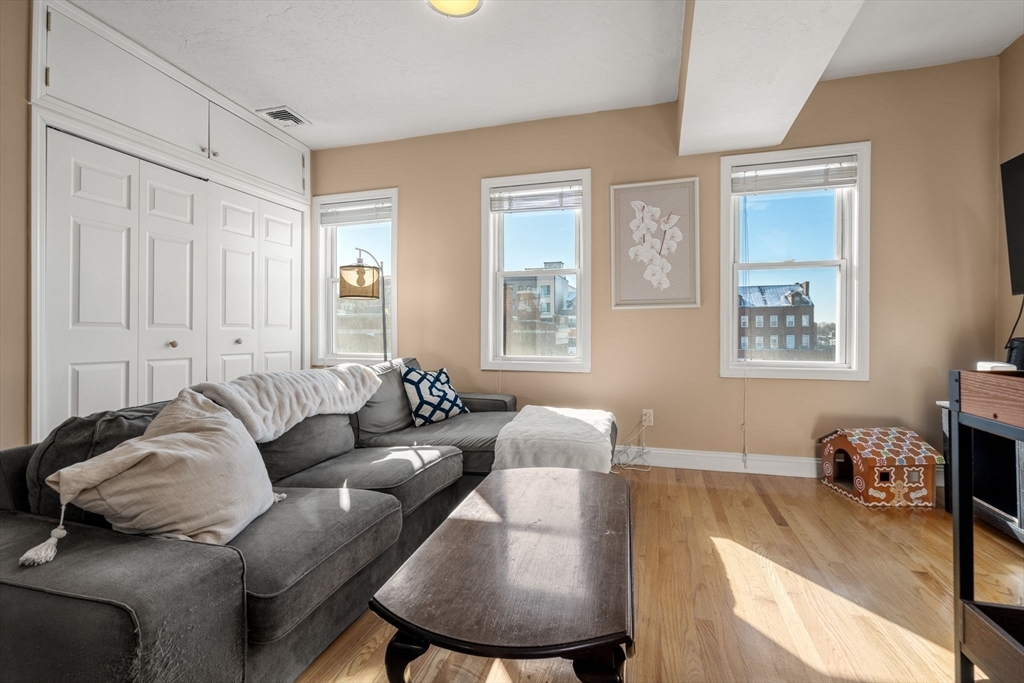 Property Photo: 372 Athens St 3 MA 02127