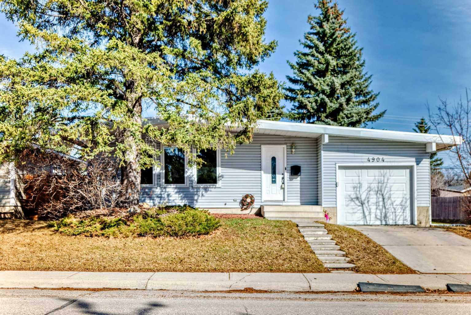 Property Photo: 4904 48 Street NW AB T3A 0S7