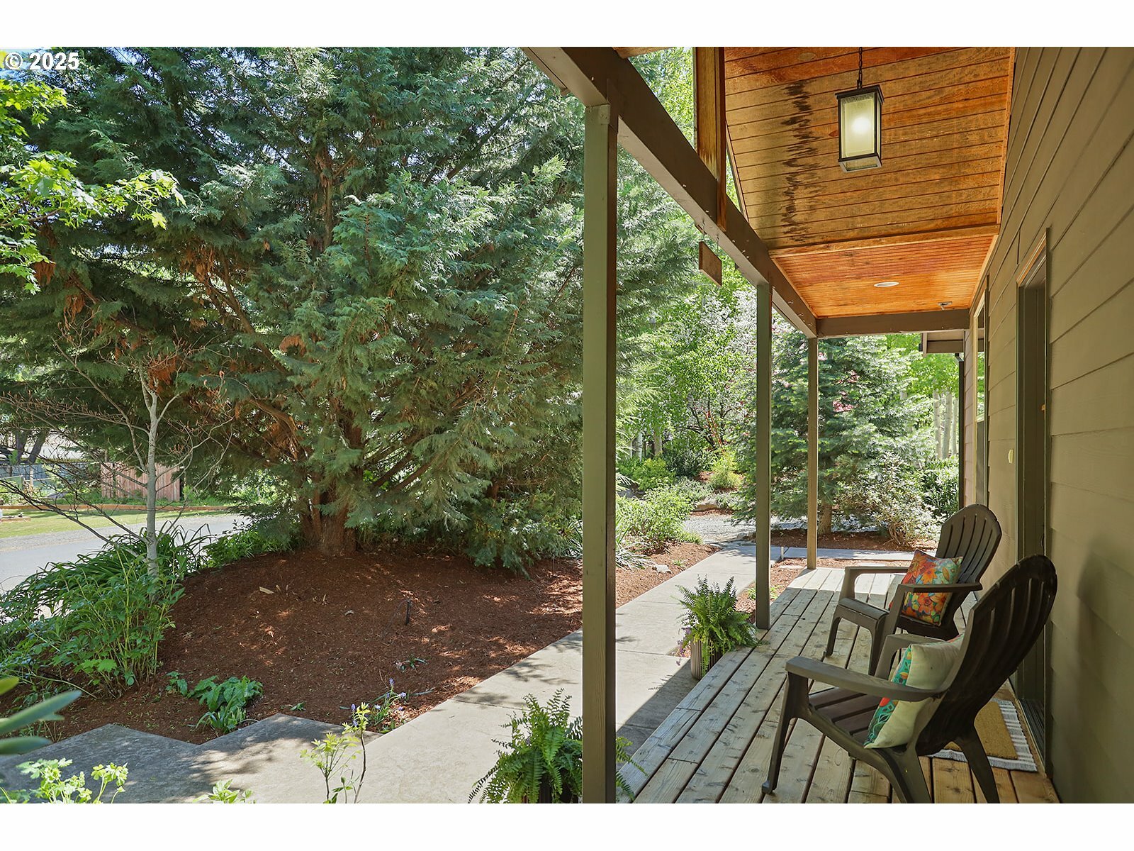 Property Photo: 7226 5th St OR 97041