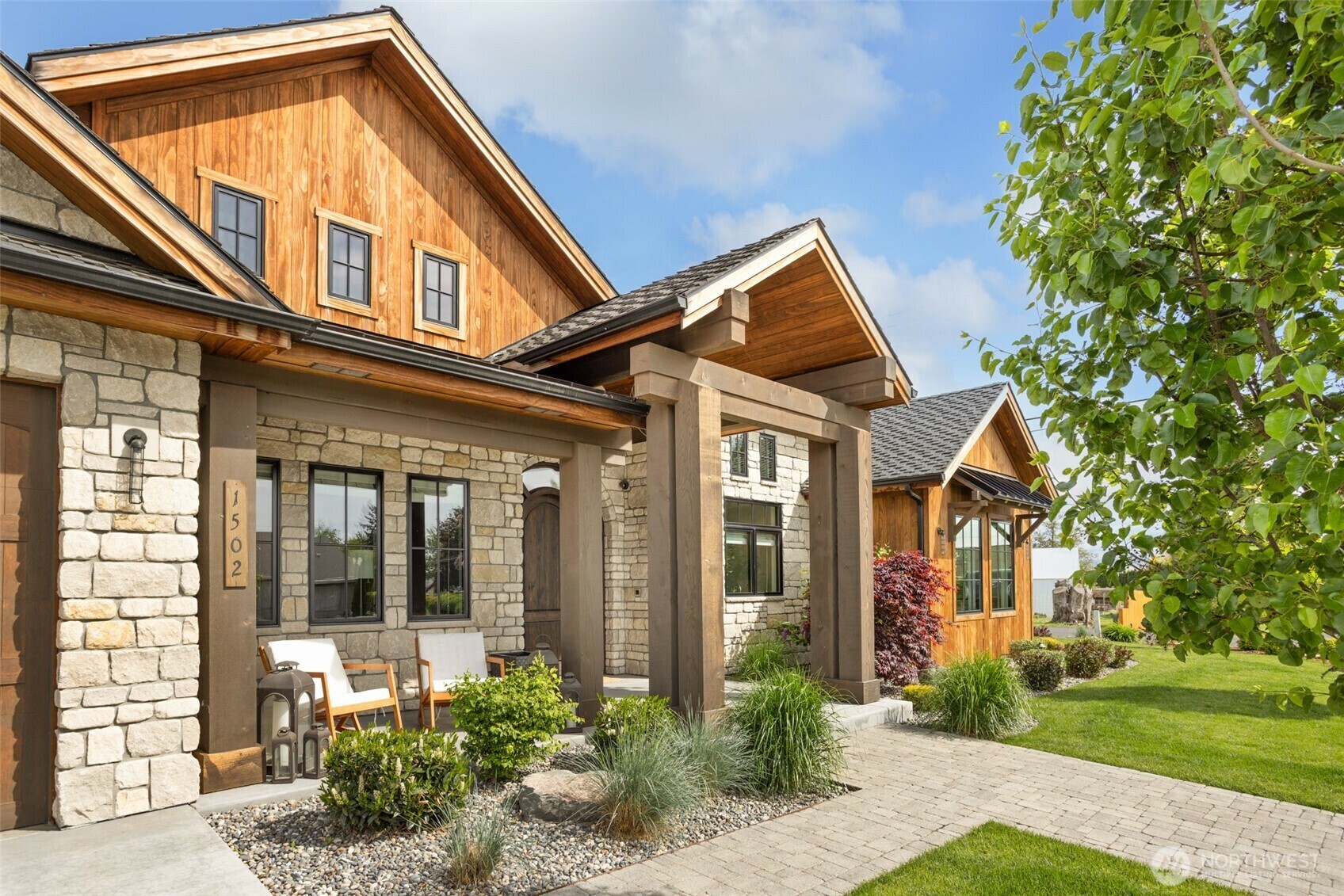 Property Photo: 1502 Ironwood Drive WA 99362