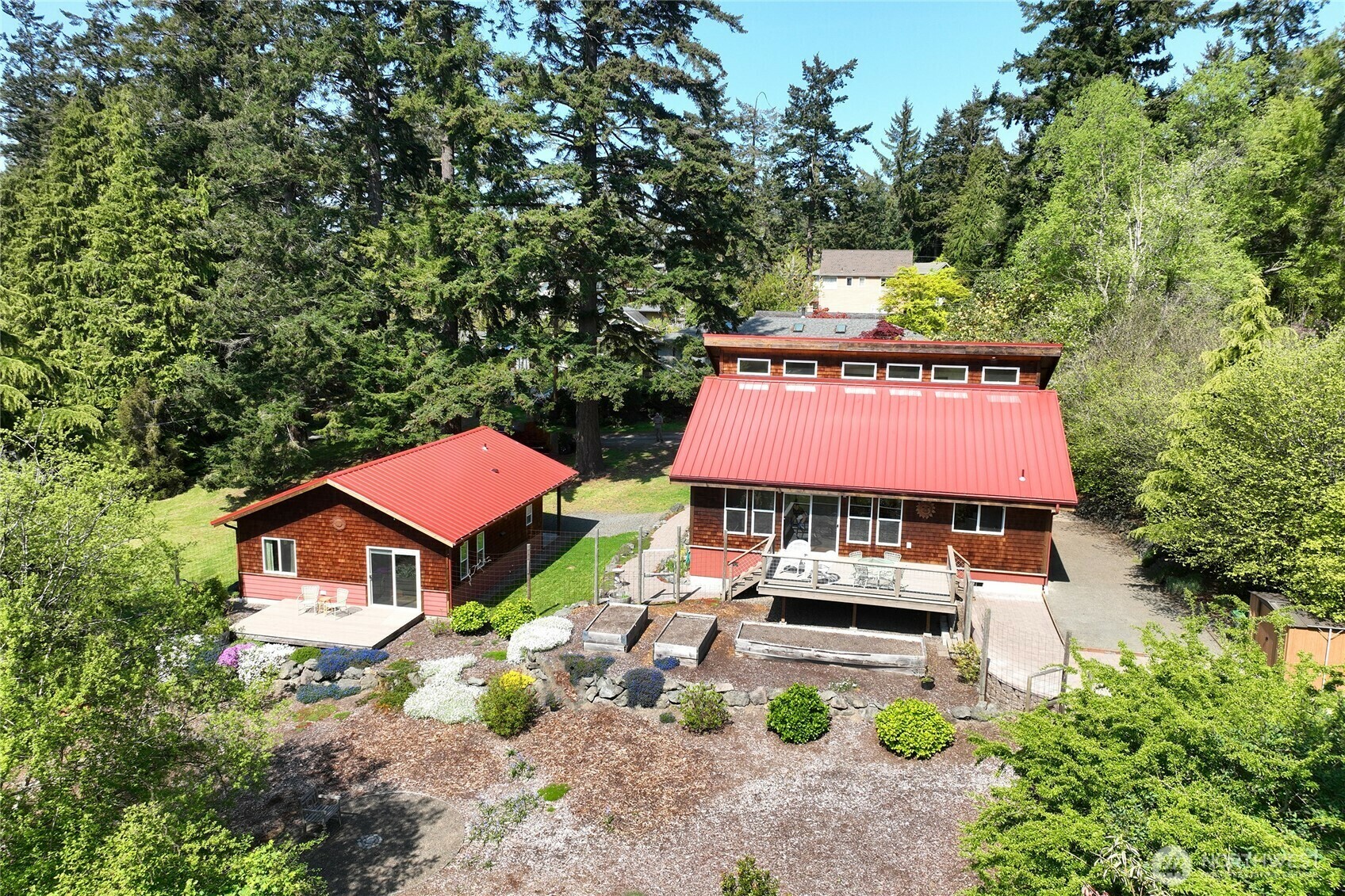 Property Photo: 715 M Street WA 98368