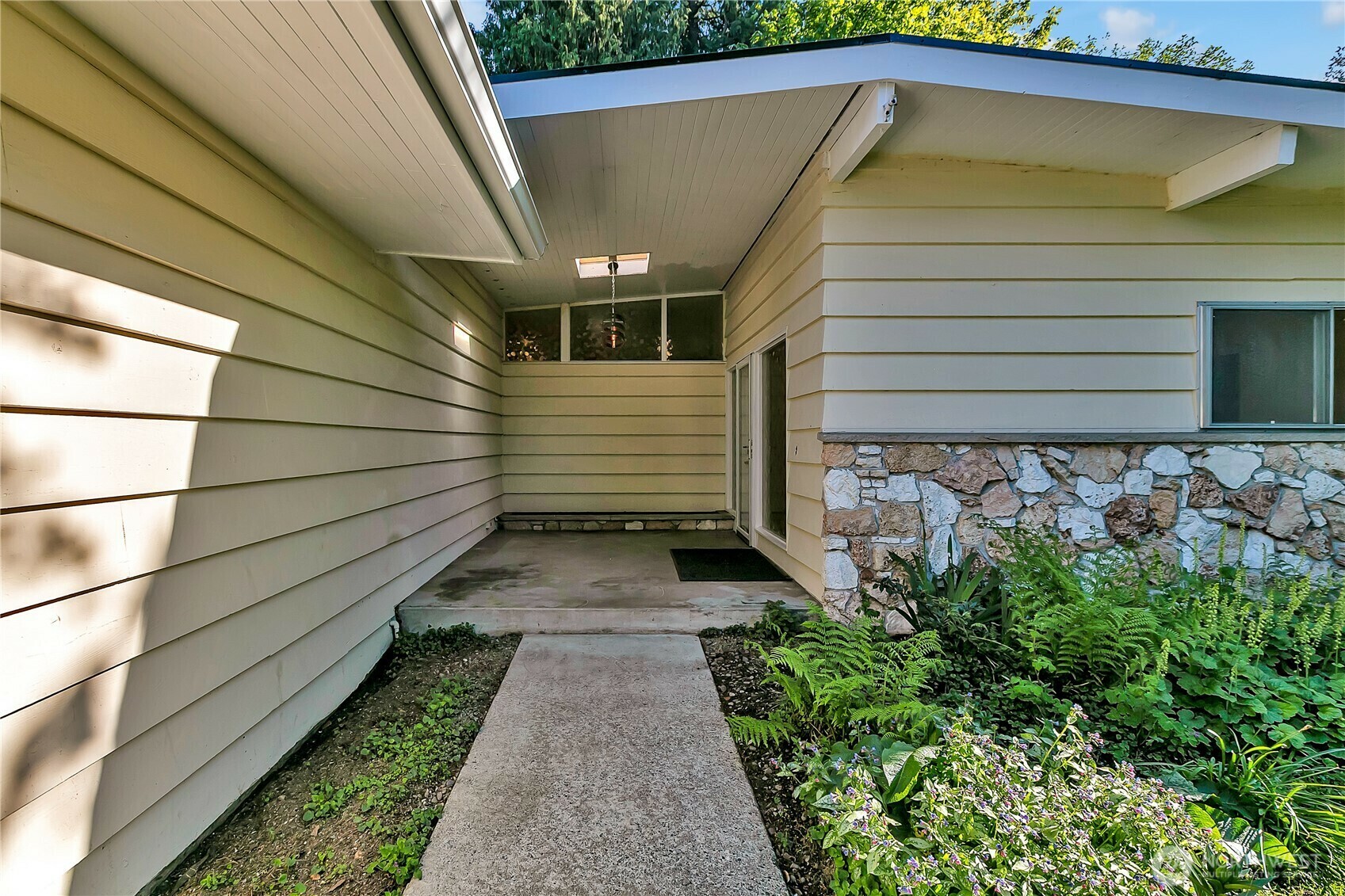 Property Photo: 103 SW 171st Street WA 98166
