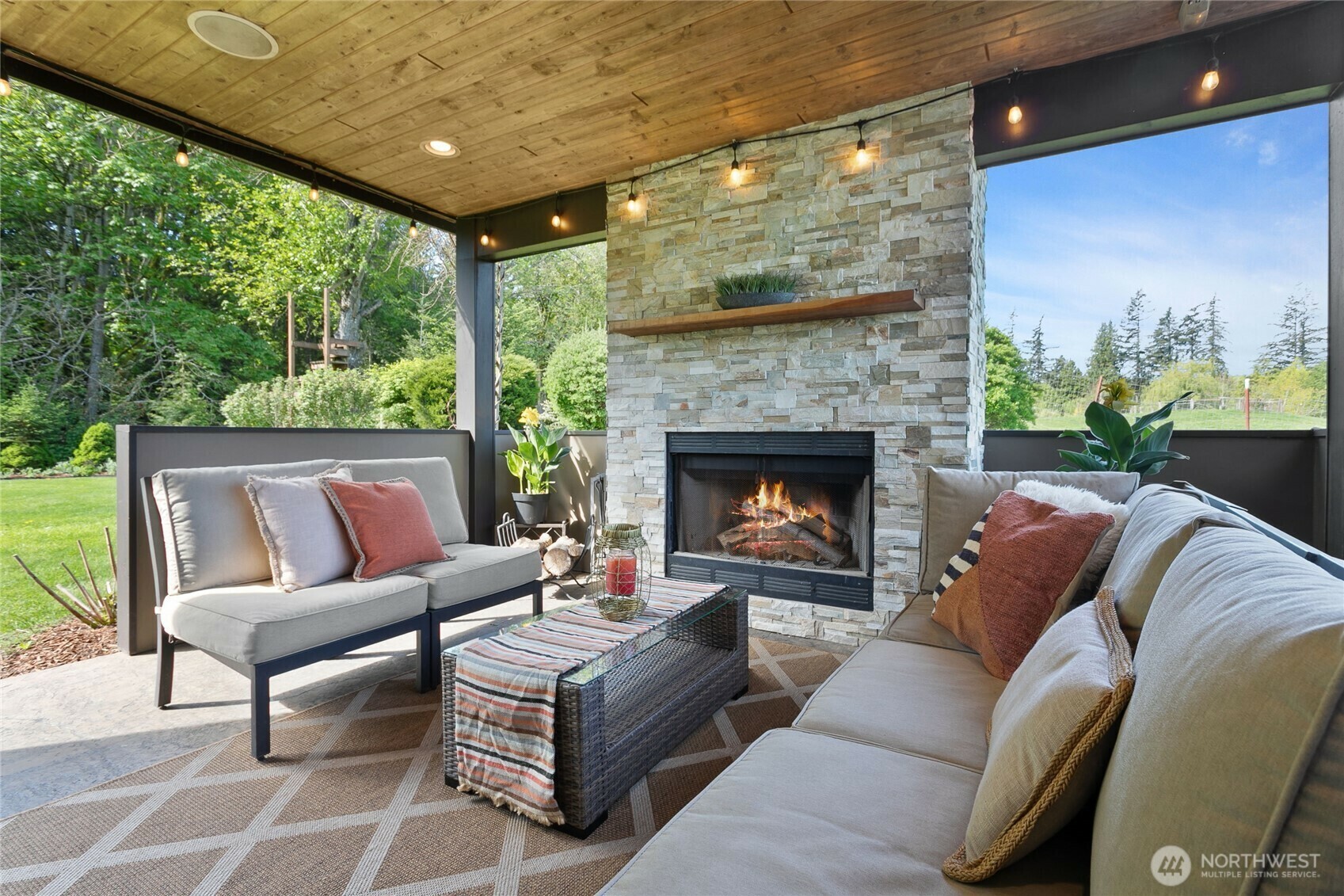 Property Photo: 2631 Grandview Road WA 98248