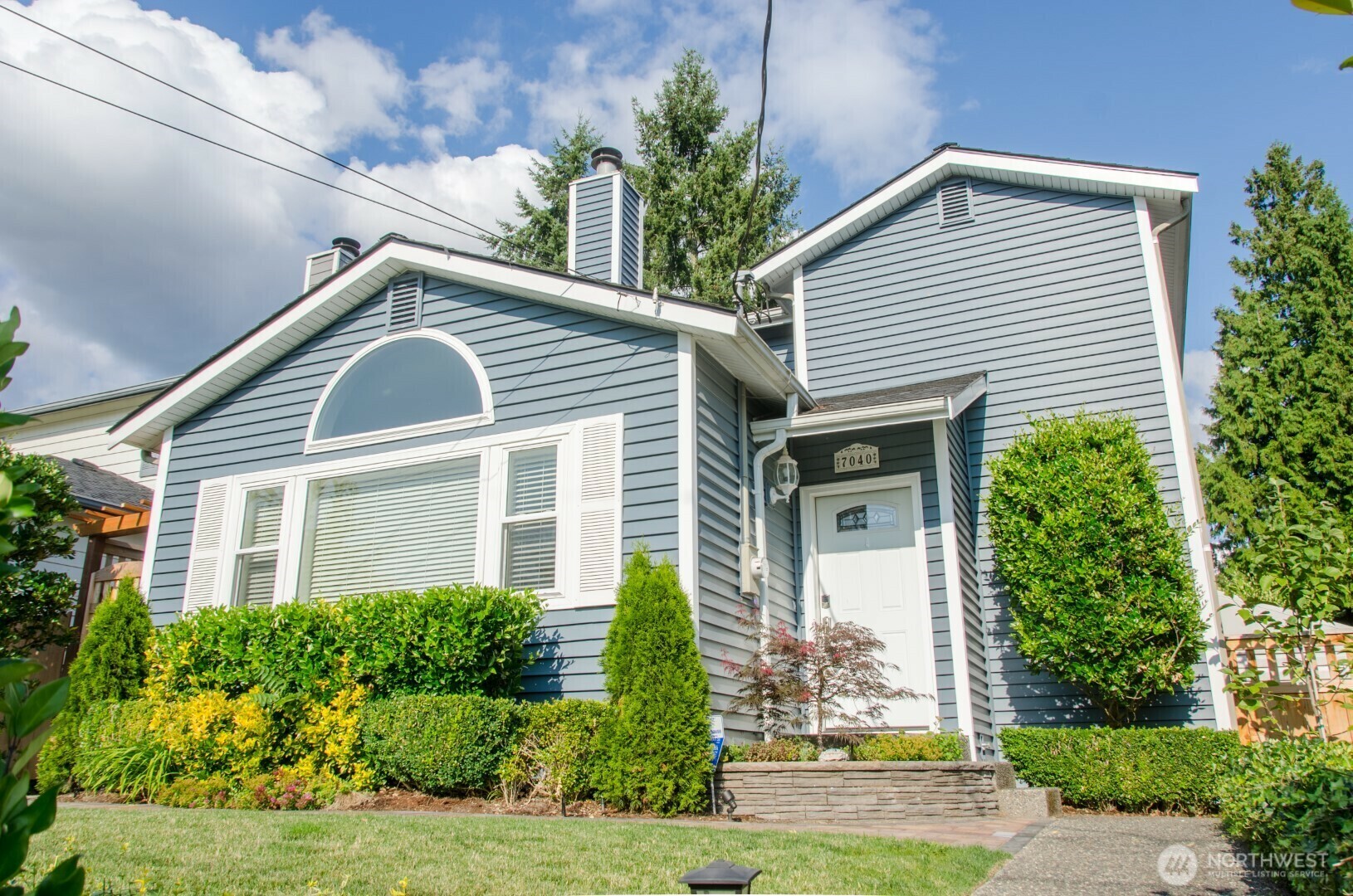 Property Photo: 7040 21st Avenue NE WA 98115