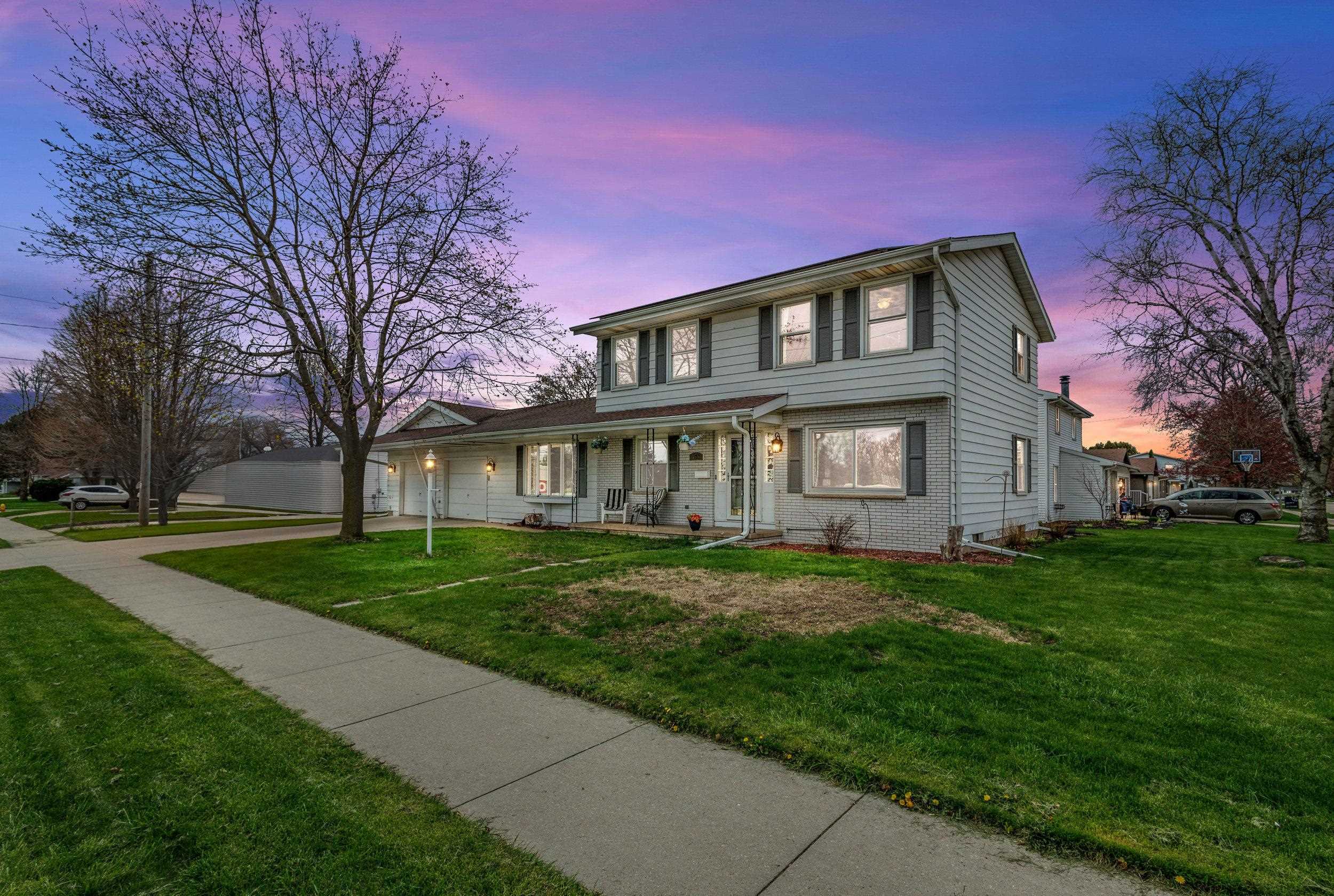 Property Photo: 133 W Bell Street WI 54956
