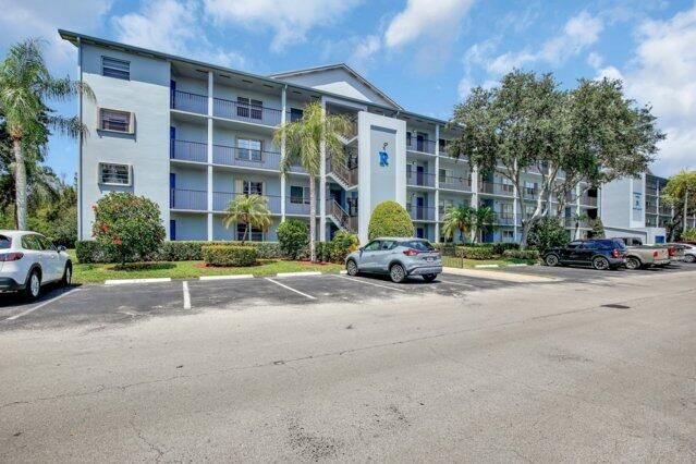 Property Photo:  900 SW 125th Way 212  FL 33027 