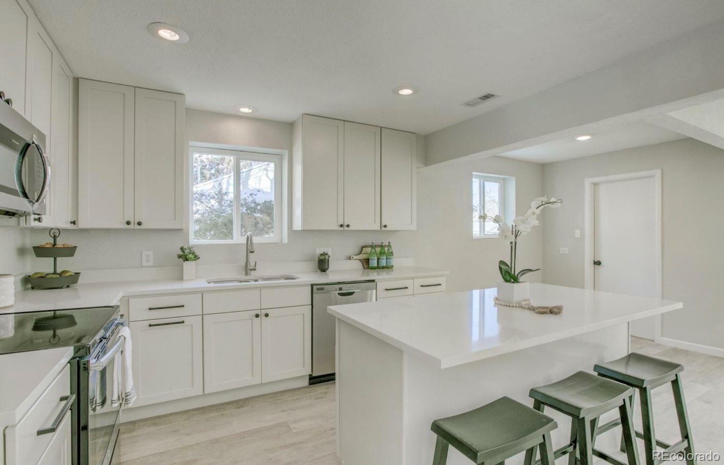 Property Photo: 1645 Wabash Street CO 80220