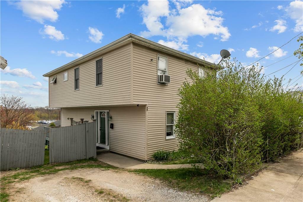 38 Clement Street  Tiverton RI 02878 photo