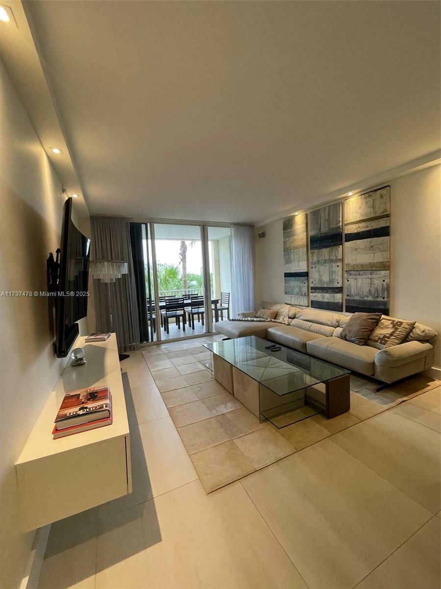 701 Crandon Blvd 402  Key Biscayne FL 33149 photo