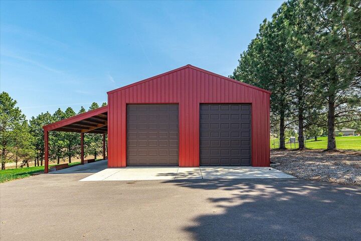 Property Photo:  406 N Northridge Way  WA 99012 