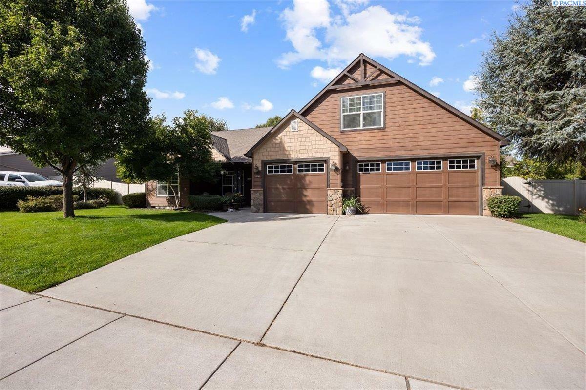 Property Photo: 1641 Brantingham Rd WA 99352