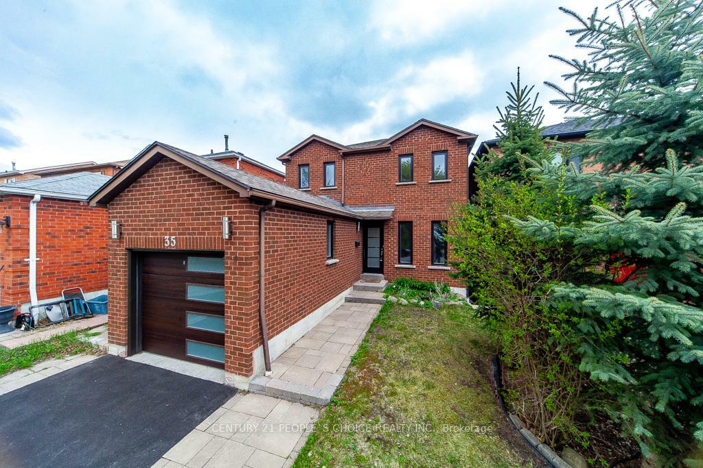 Property Photo: 35 Fernbank Place ON L1R 1T1