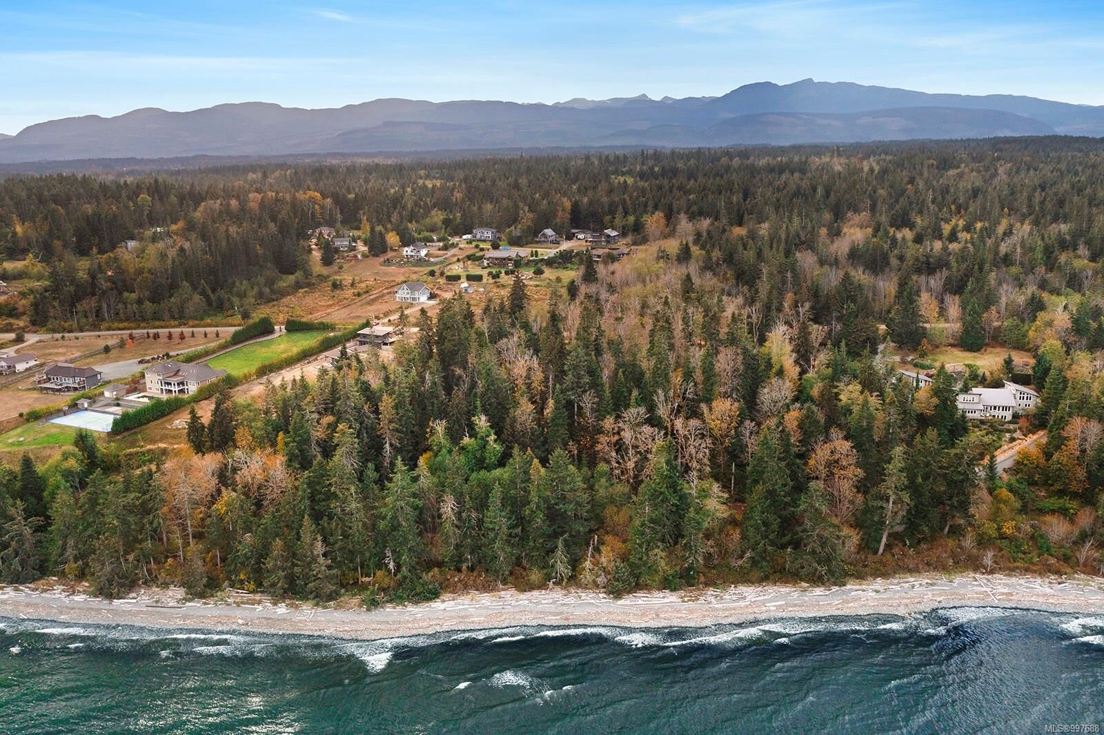Property Photo: 6510 Eagles Dr BC V9J 1V4