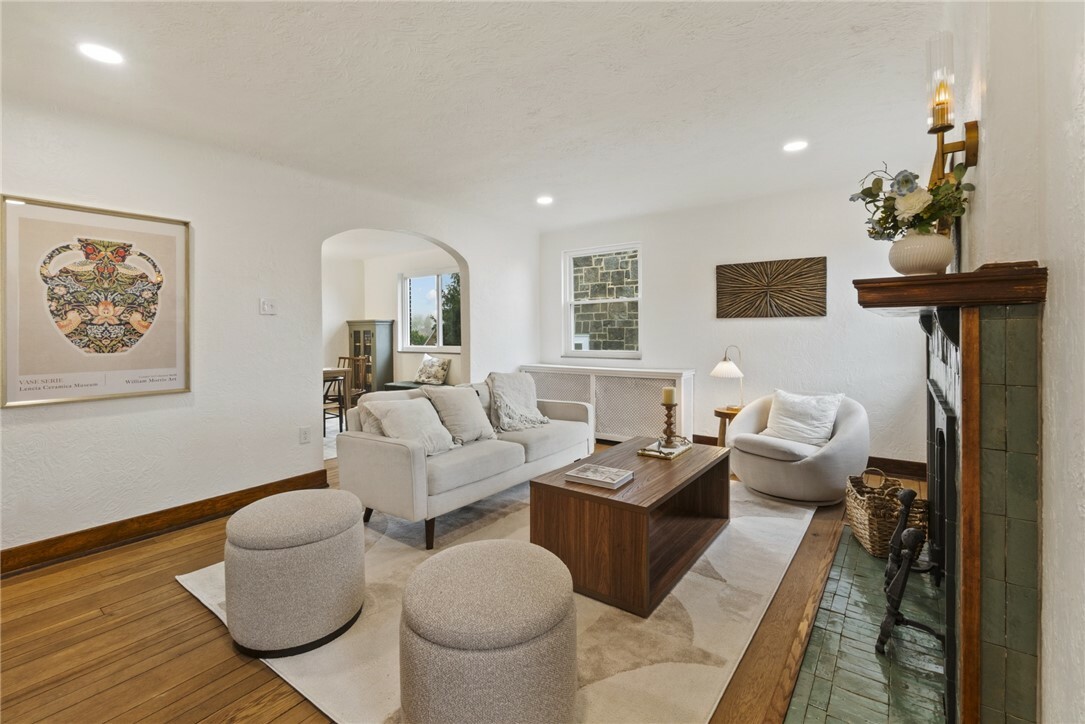 Property Photo: 2336 Birtley Ave PA 15226
