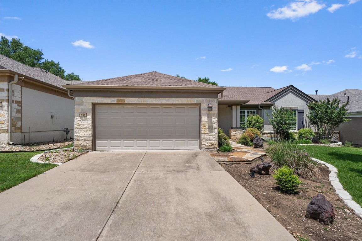 Property Photo: 103 Nueces Trail TX 78633