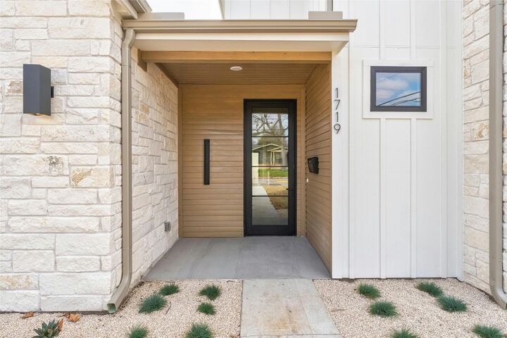 1719 Piedmont Avenue  Austin TX 78757 photo