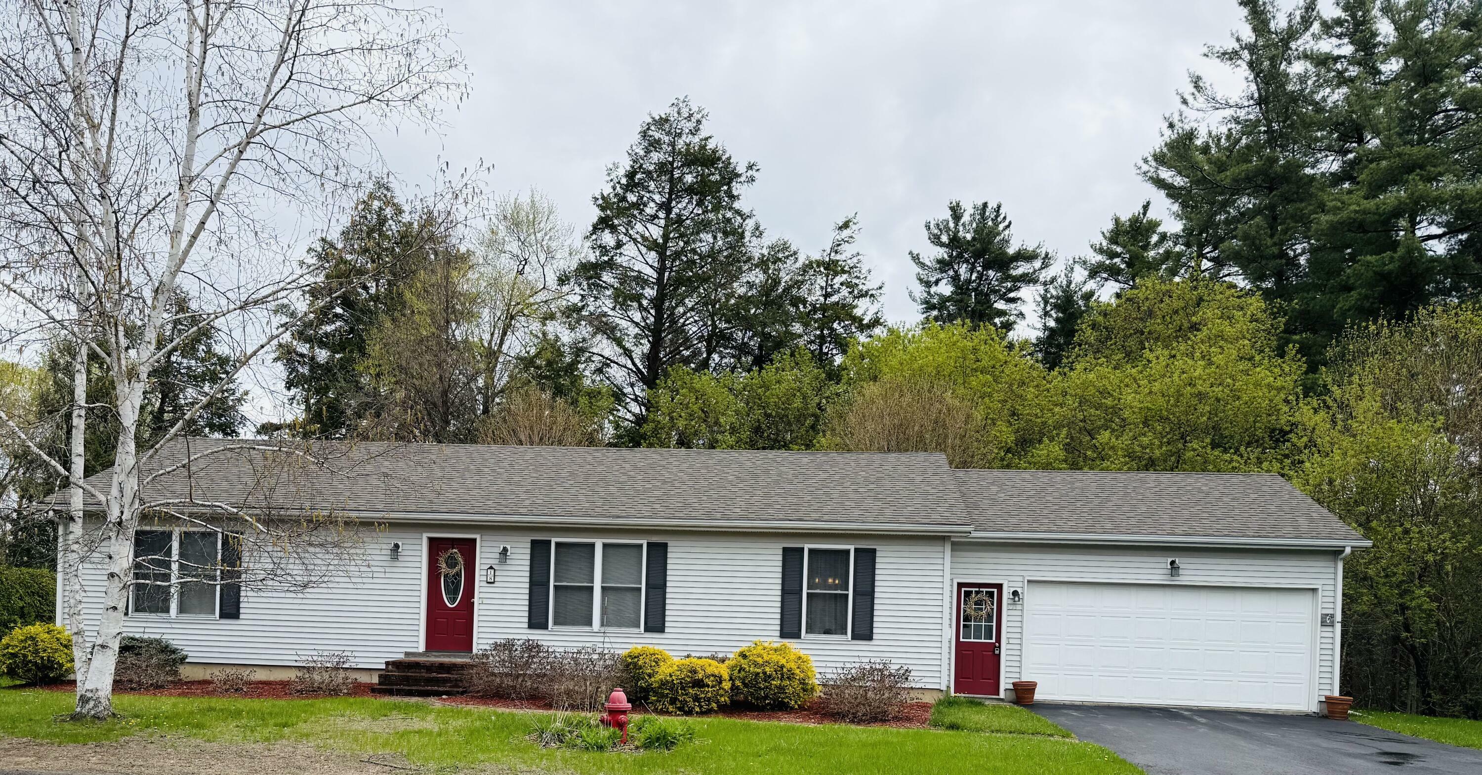 18 Maiden Lane  Peru NY 12972 photo