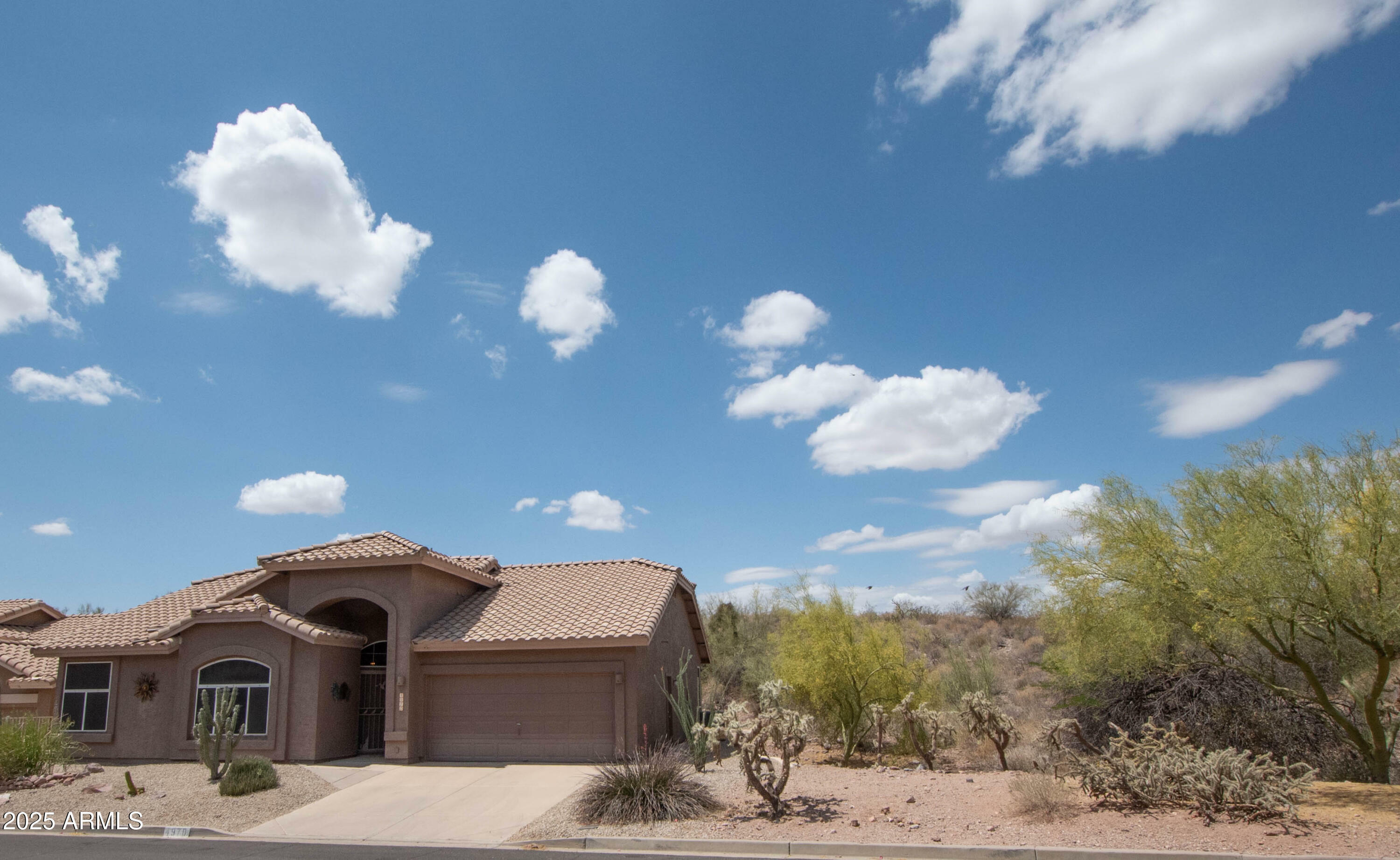 Property Photo: 4970 S Desert Willow Drive AZ 85118
