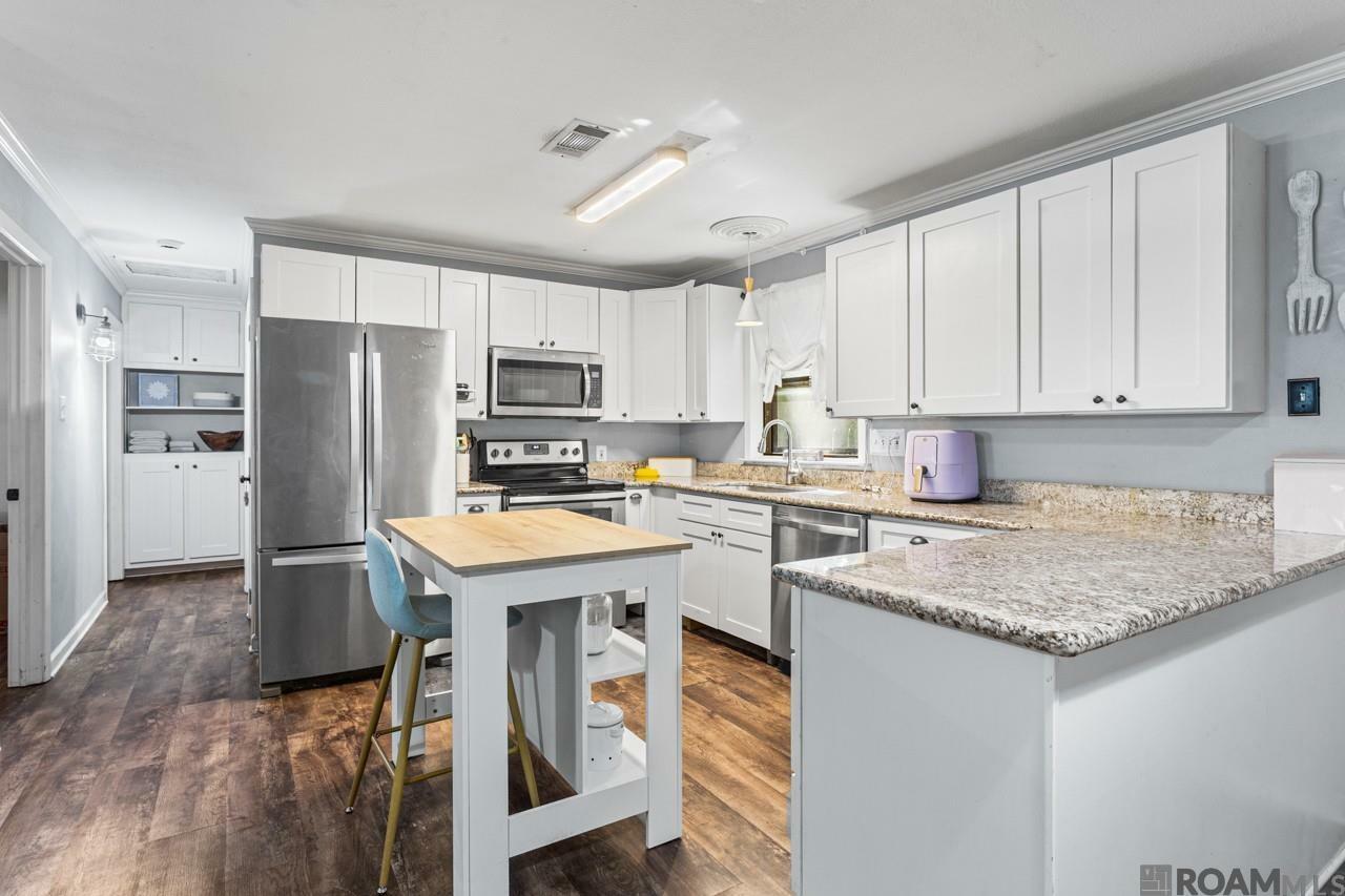 Property Photo: 1218 Don Ave LA 70726