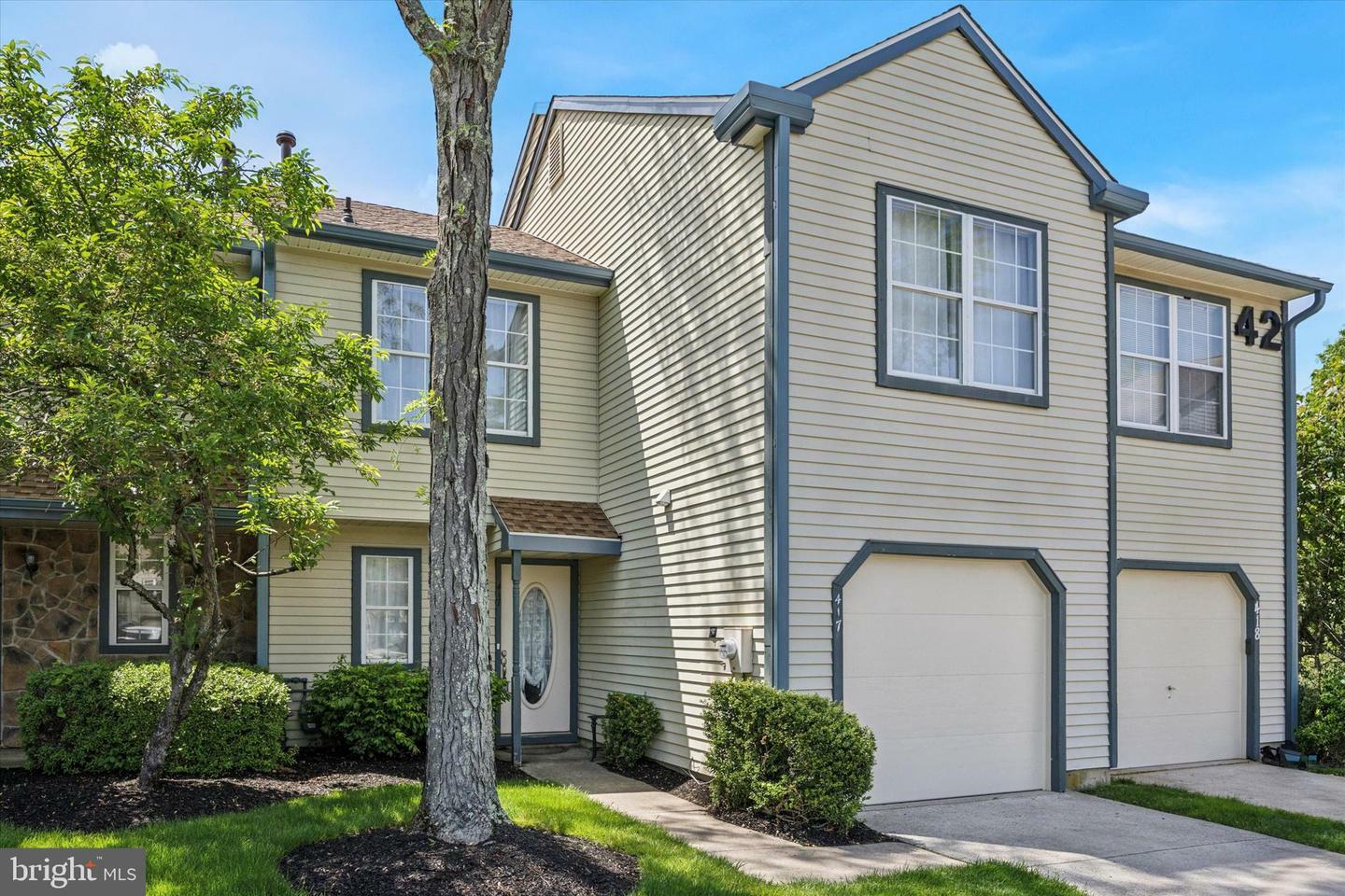 Property Photo: 417 Jamestown Court NJ 08054