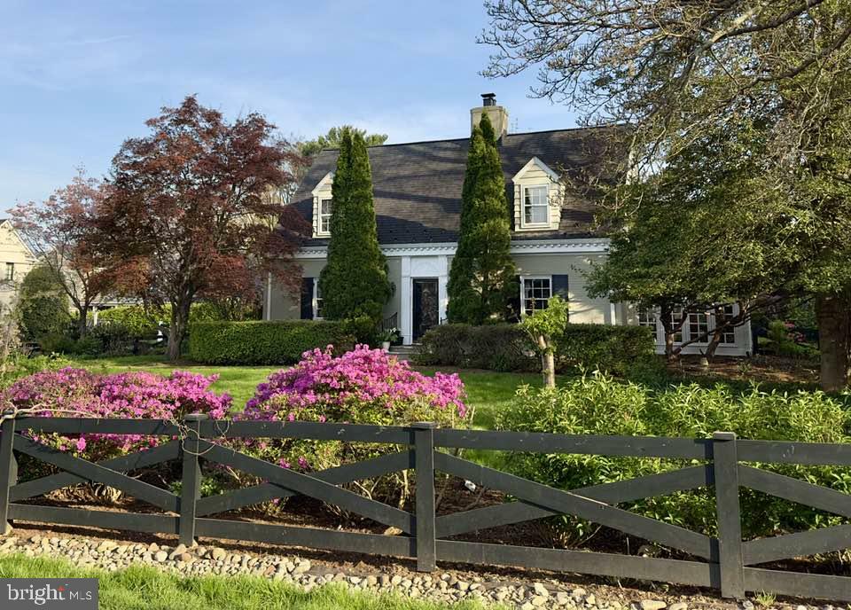 Property Photo: 6511 Ridge Street VA 22101