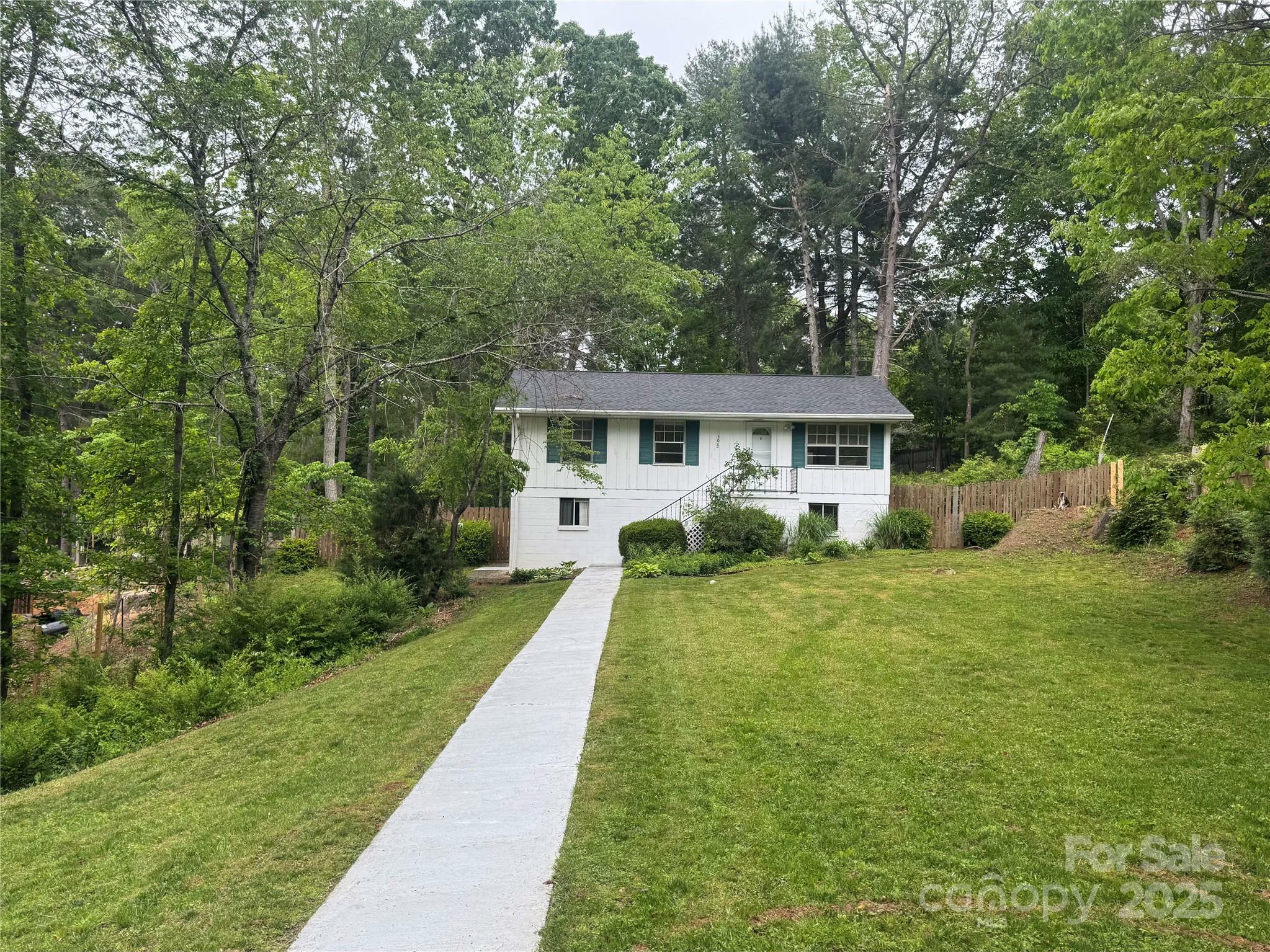 308 Melody Circle  Swannanoa NC 28778 photo