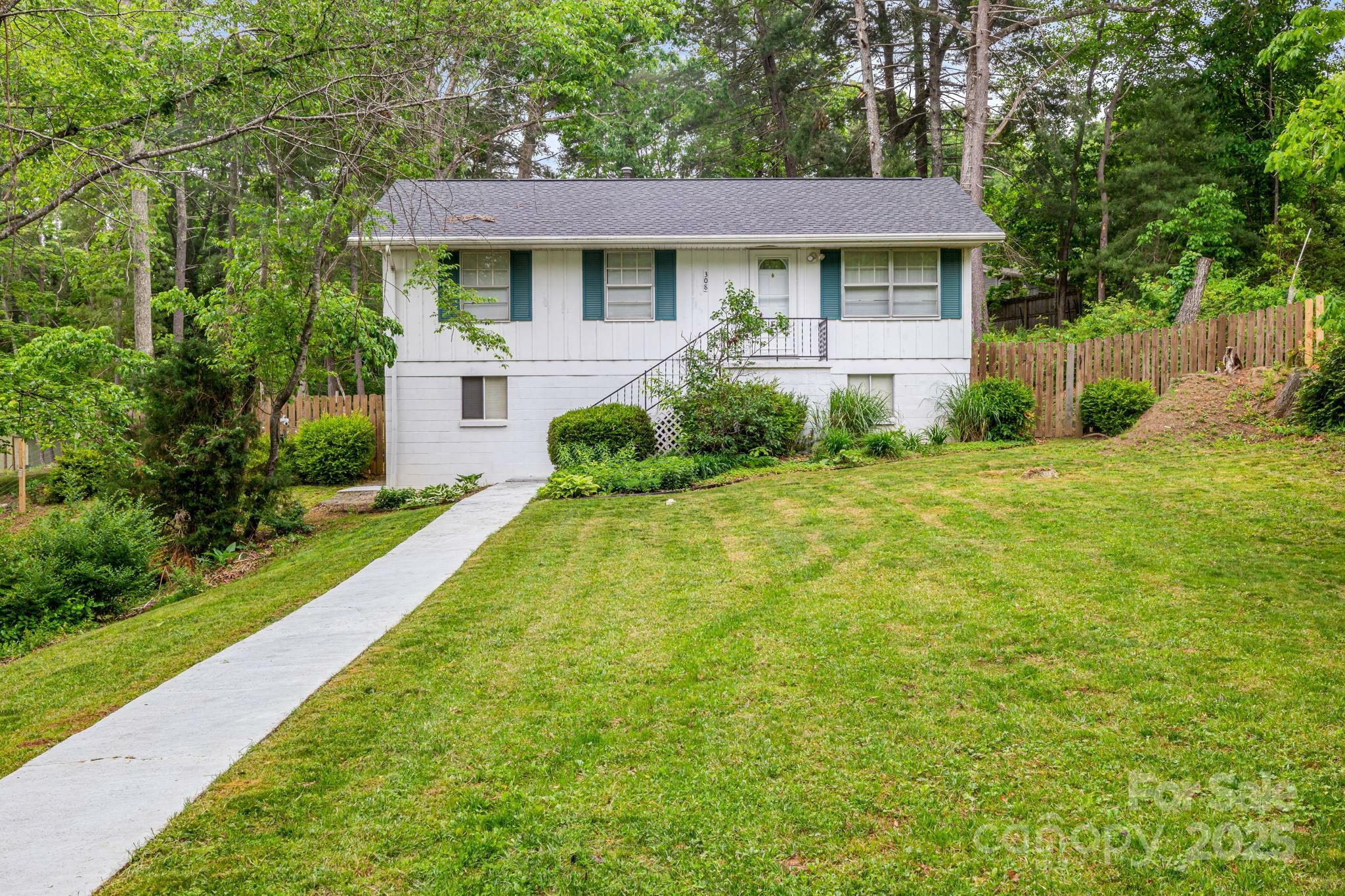 308 Melody Circle  Swannanoa NC 28778 photo