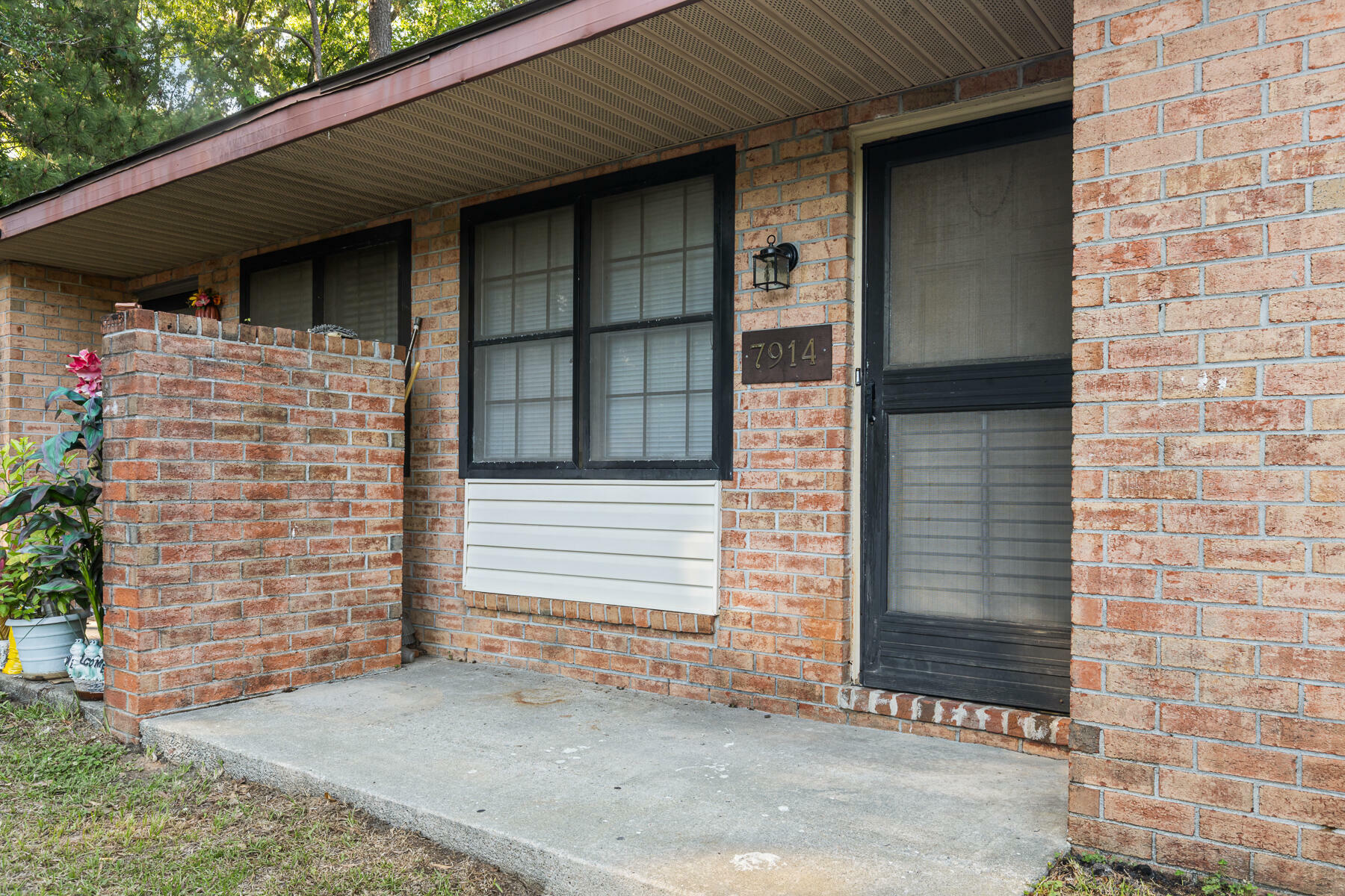 Property Photo: 7914 Dutch Court SC 29420