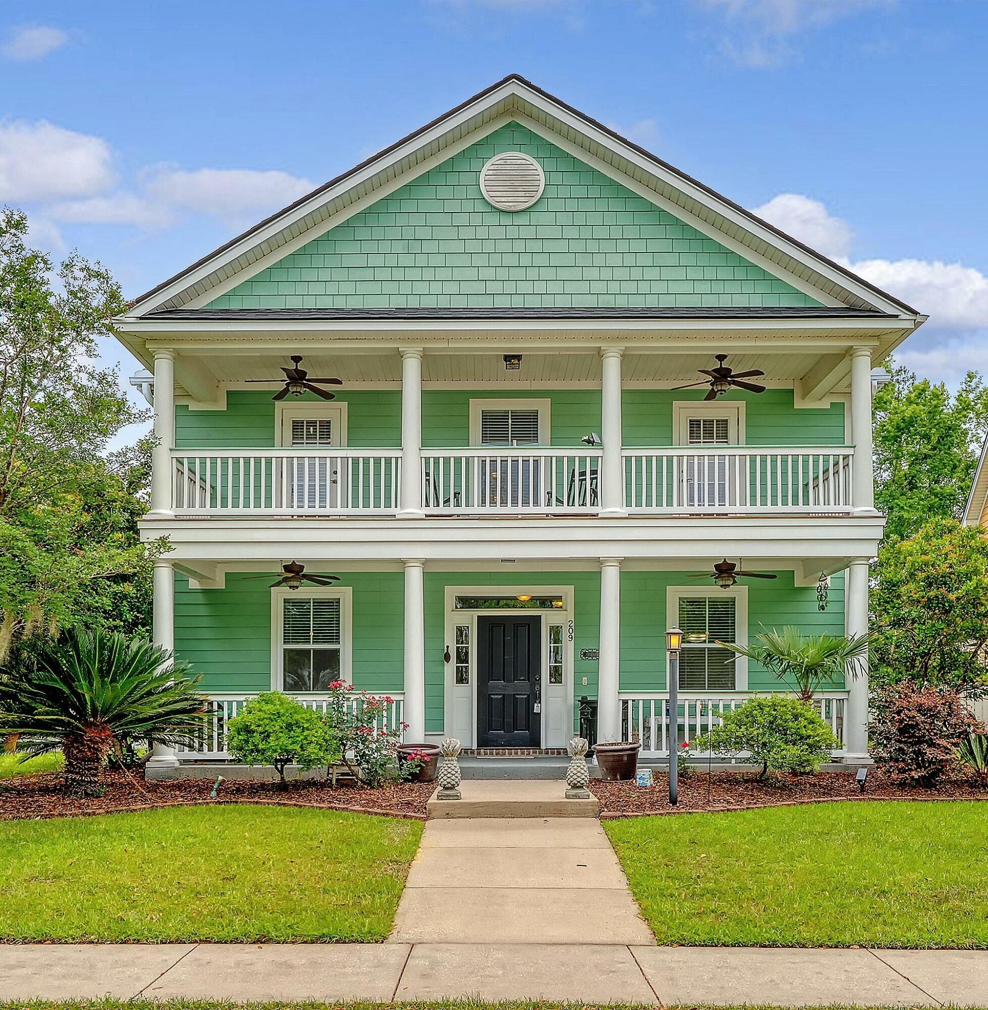 Property Photo: 209 Forsythia Avenue SC 29483
