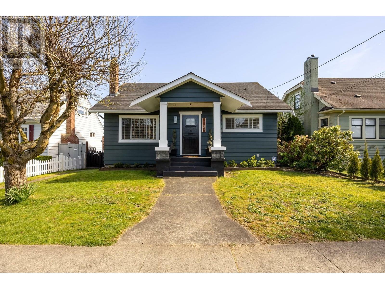 Photo de la propriété:  1122 London Street  BC V3M 3C1 