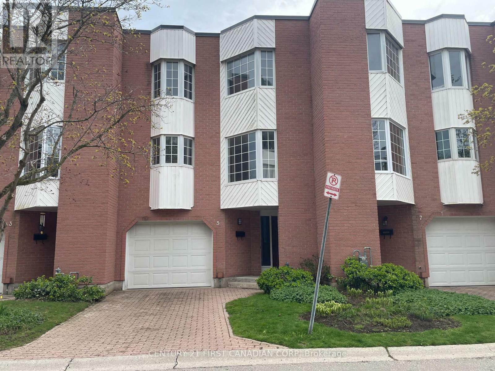 Property Photo: 703 Windermere Road 5 ON N5X 2P1