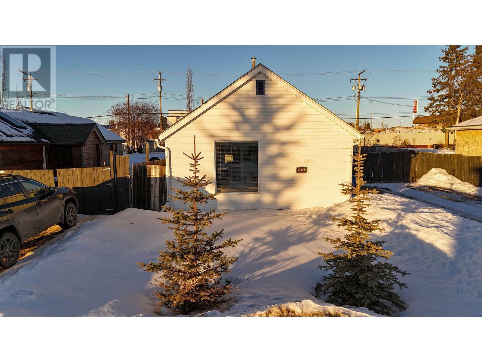 9624 99 Avenue  Fort St. John BC V1J 1T8 photo