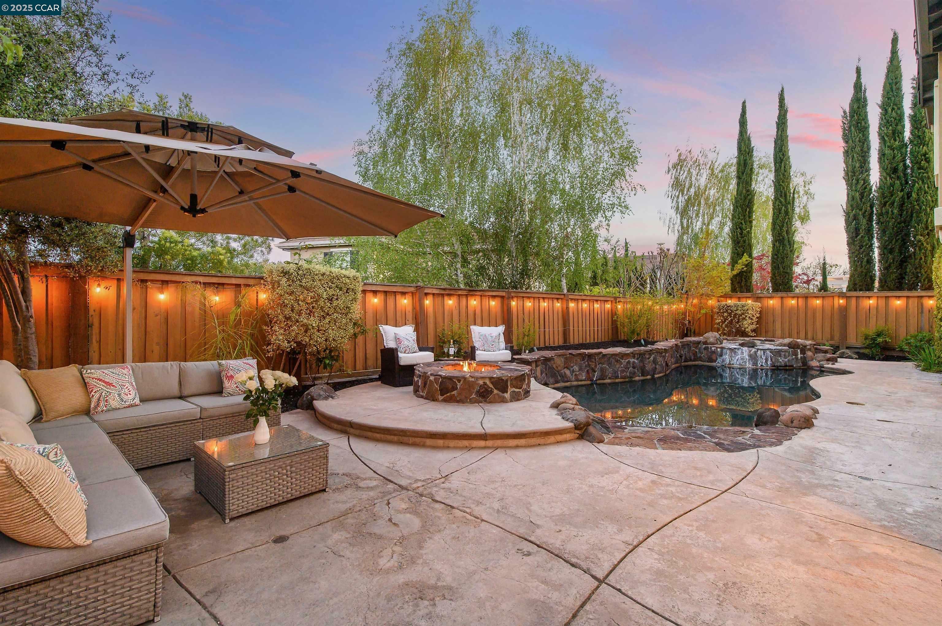 Property Photo: 2261 Genoa St CA 94506