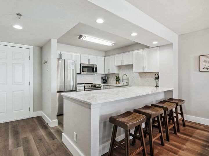 Property Photo: 4242 Beachside Two 242 FL 32550