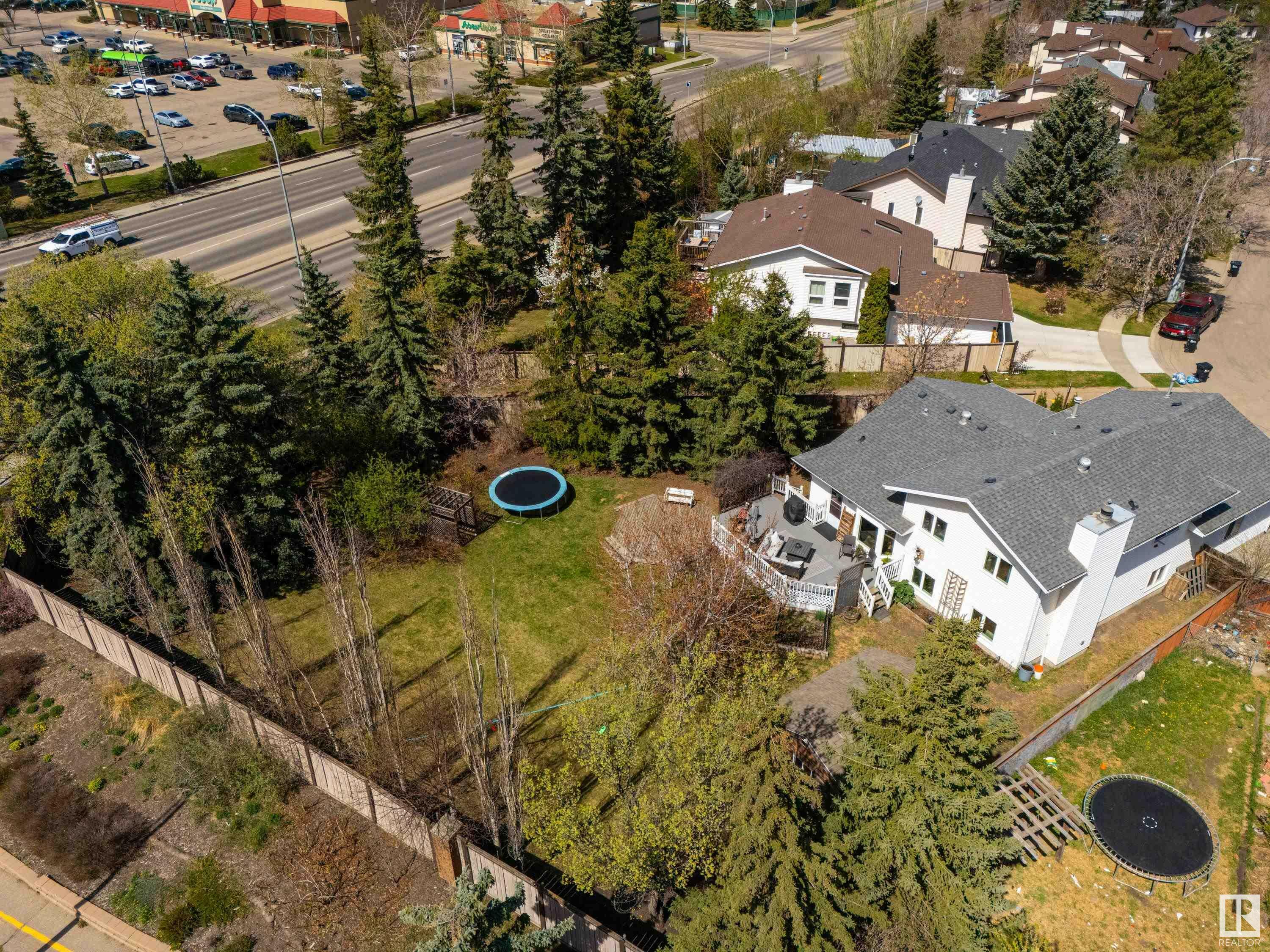 Photo de la propriété: 36 Greenbriar Crescent AB T8H 1H7