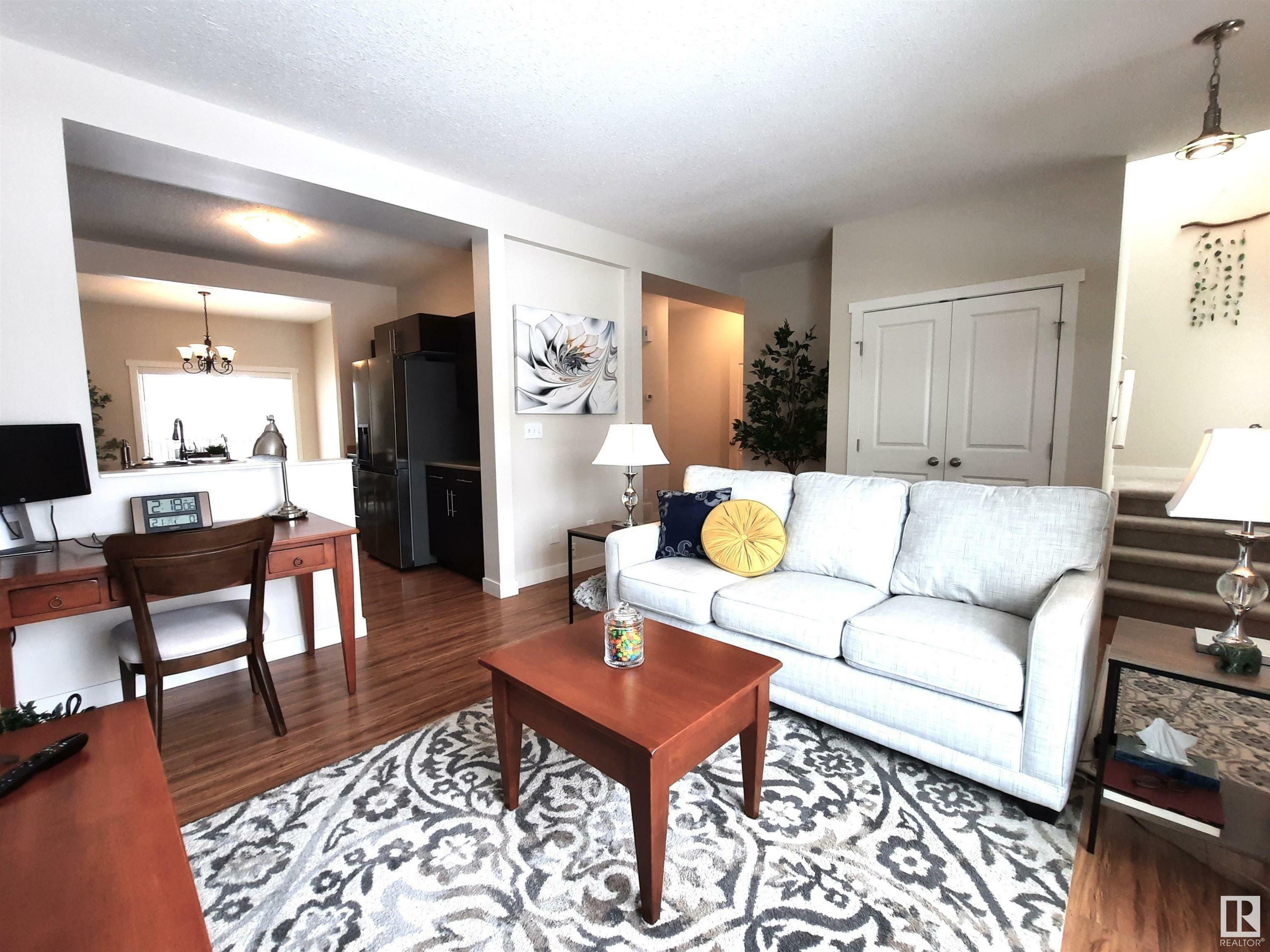 Photo de la propriété:  300 Queen Street 7  AB T7X 2J1 