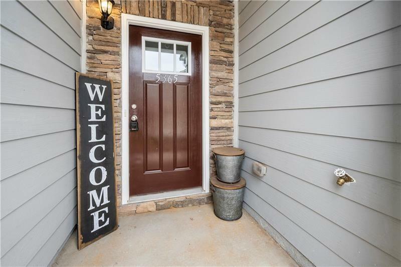 Property Photo: 5365 Radford Loop GA 30213