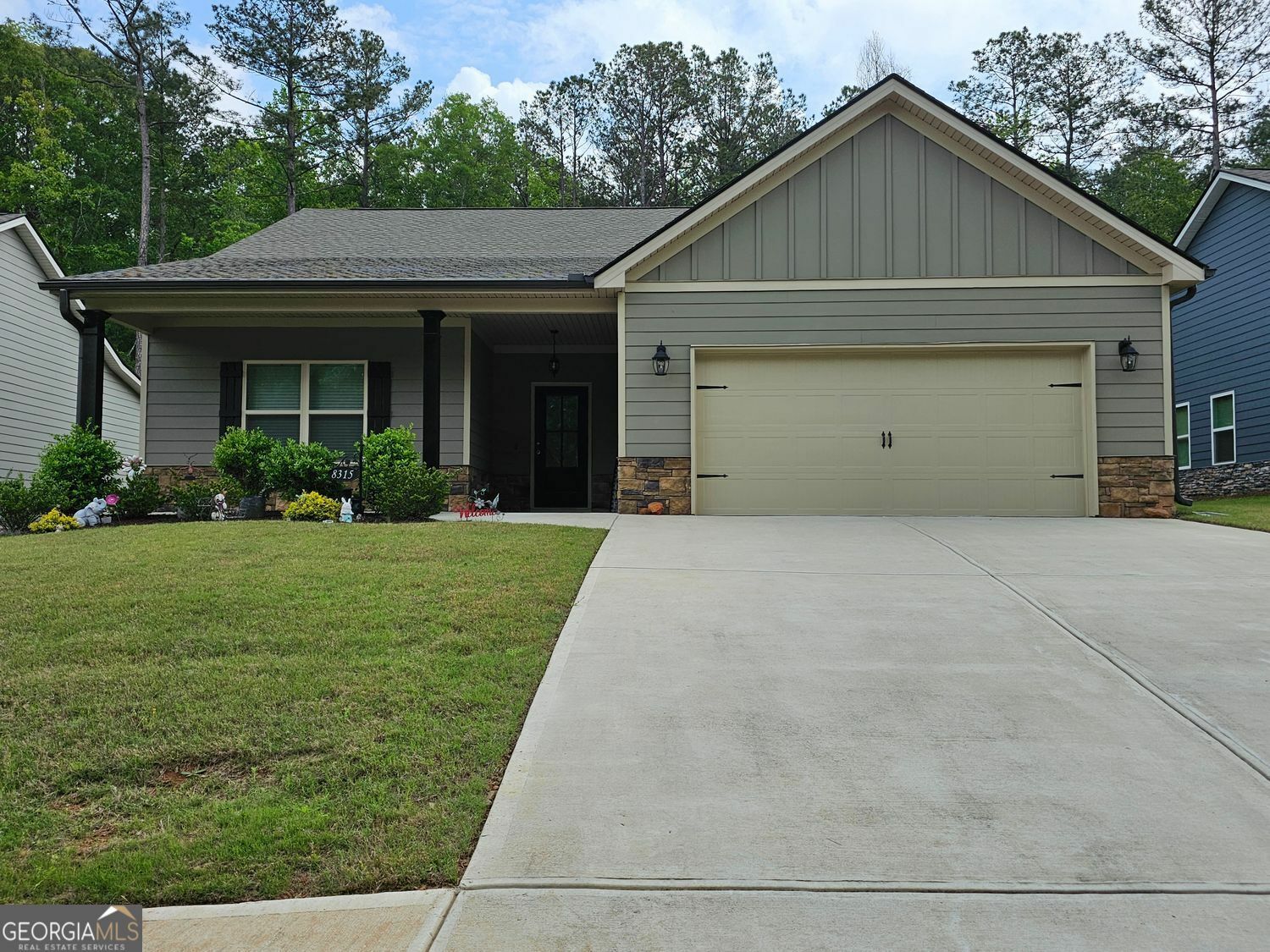 Property Photo: 8315 Loch Lomand Lane GA 30187