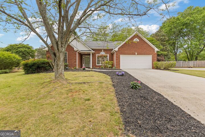 Property Photo:  3325 Woodside Circle  GA 30004 