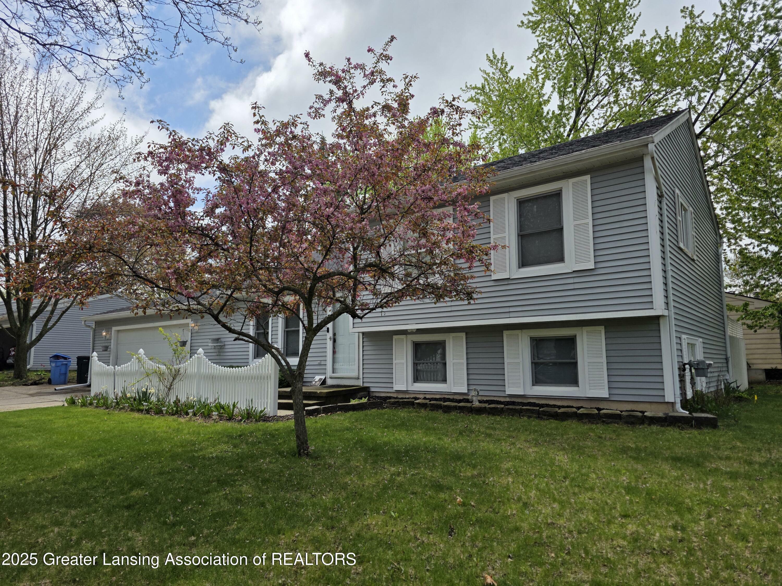 Property Photo: 231 McGarry Drive MI 48911