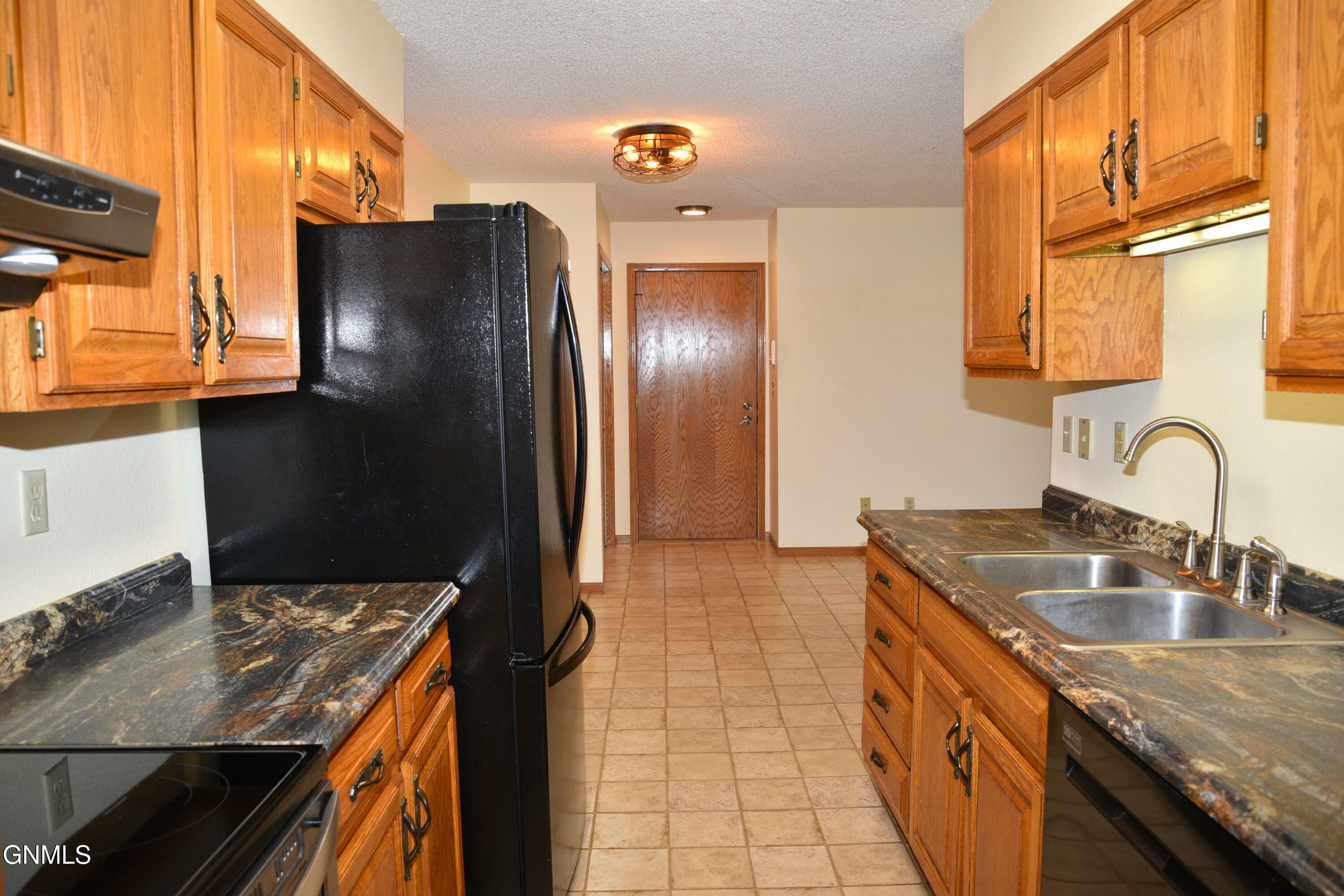 Property Photo: 2033 Washington Street N 2 ND 58501