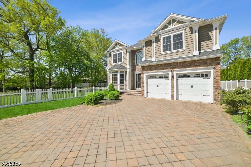 2 Bernadette Ct  Springfield Twp. NJ 07081 photo