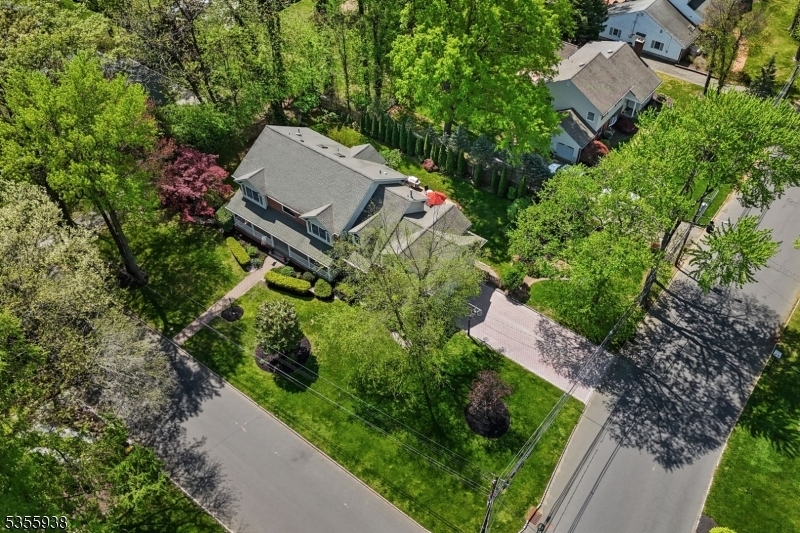 Property Photo: 1000 Tice Pl NJ 07090