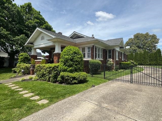 Property Photo: 2555 Honeysuckle Ln. KY 42420