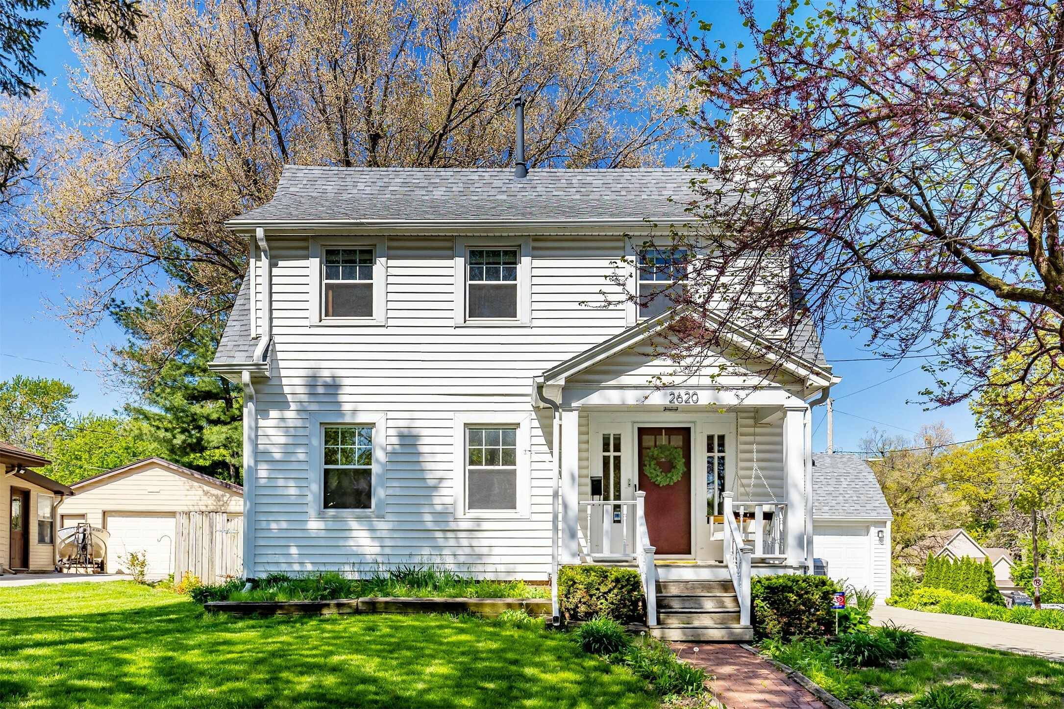2620 35th Street  Des Moines IA 50310 photo
