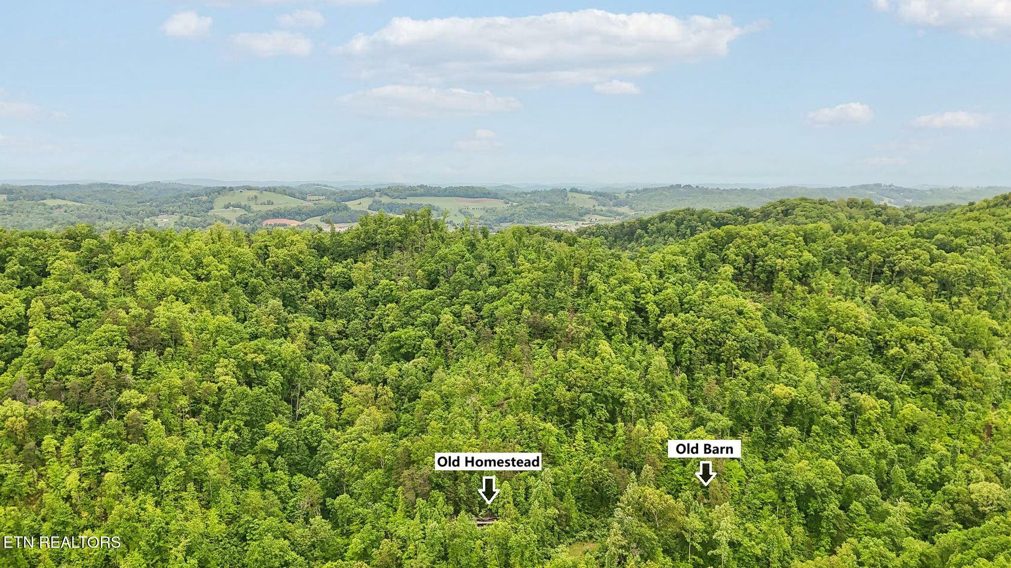 Property Photo: 201 Birch Hollow Rd TN 37807
