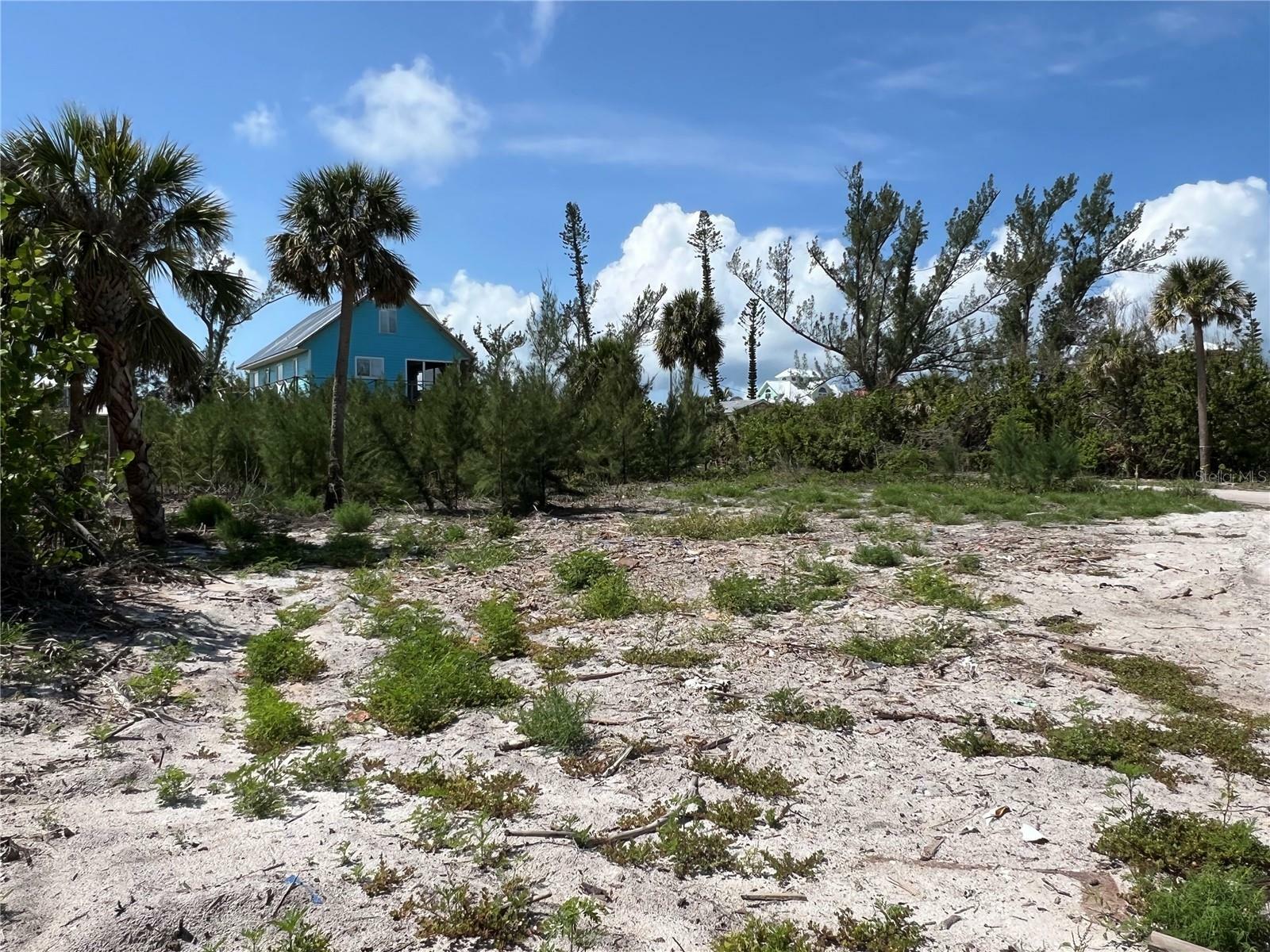 Property Photo: 8758 King Street FL 33946