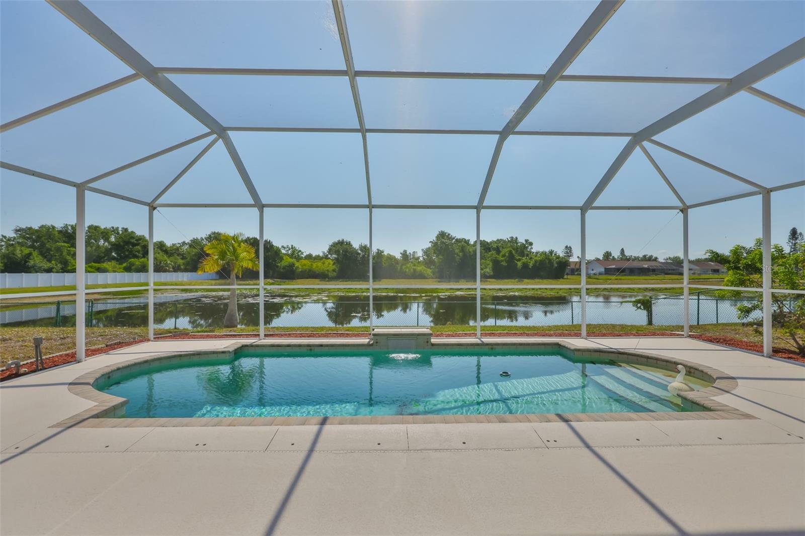 Property Photo: 4627 56th Drive E FL 34203