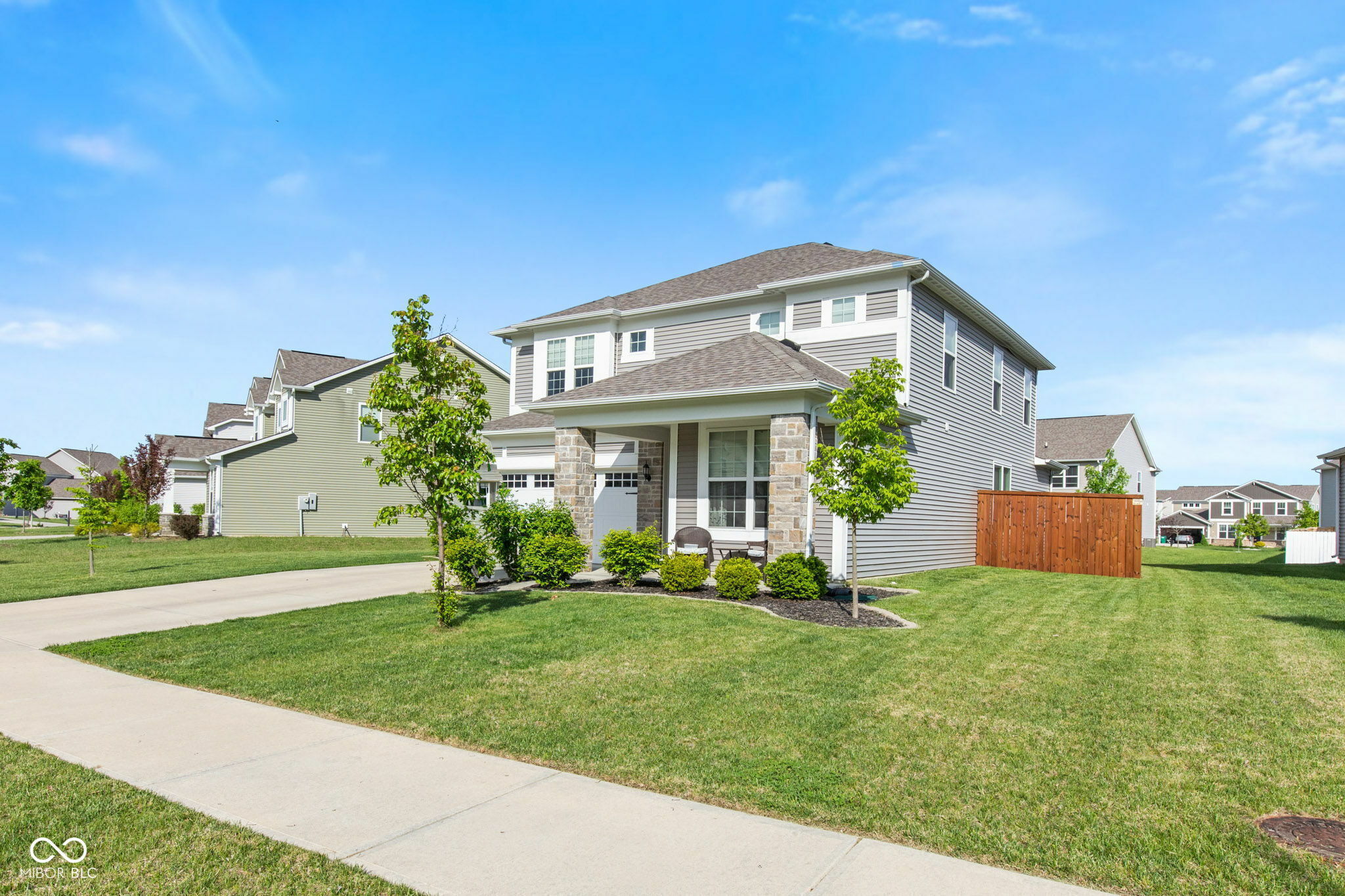 Property Photo: 1289 Sunset Boulevard IN 46123