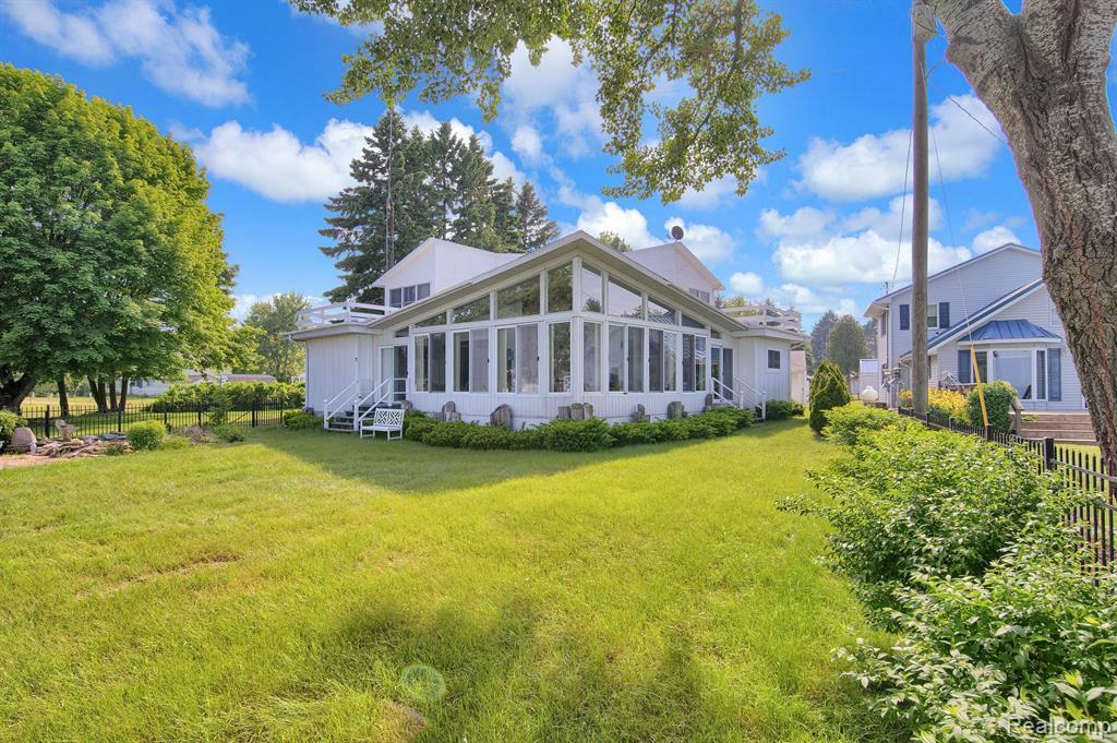 Property Photo: 4308 N Grandview Beach Drive MI 48427 9383